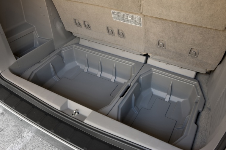 2013 Toyota Sienna Limited Trunk Underfloor Storage Picture / Pic / Image